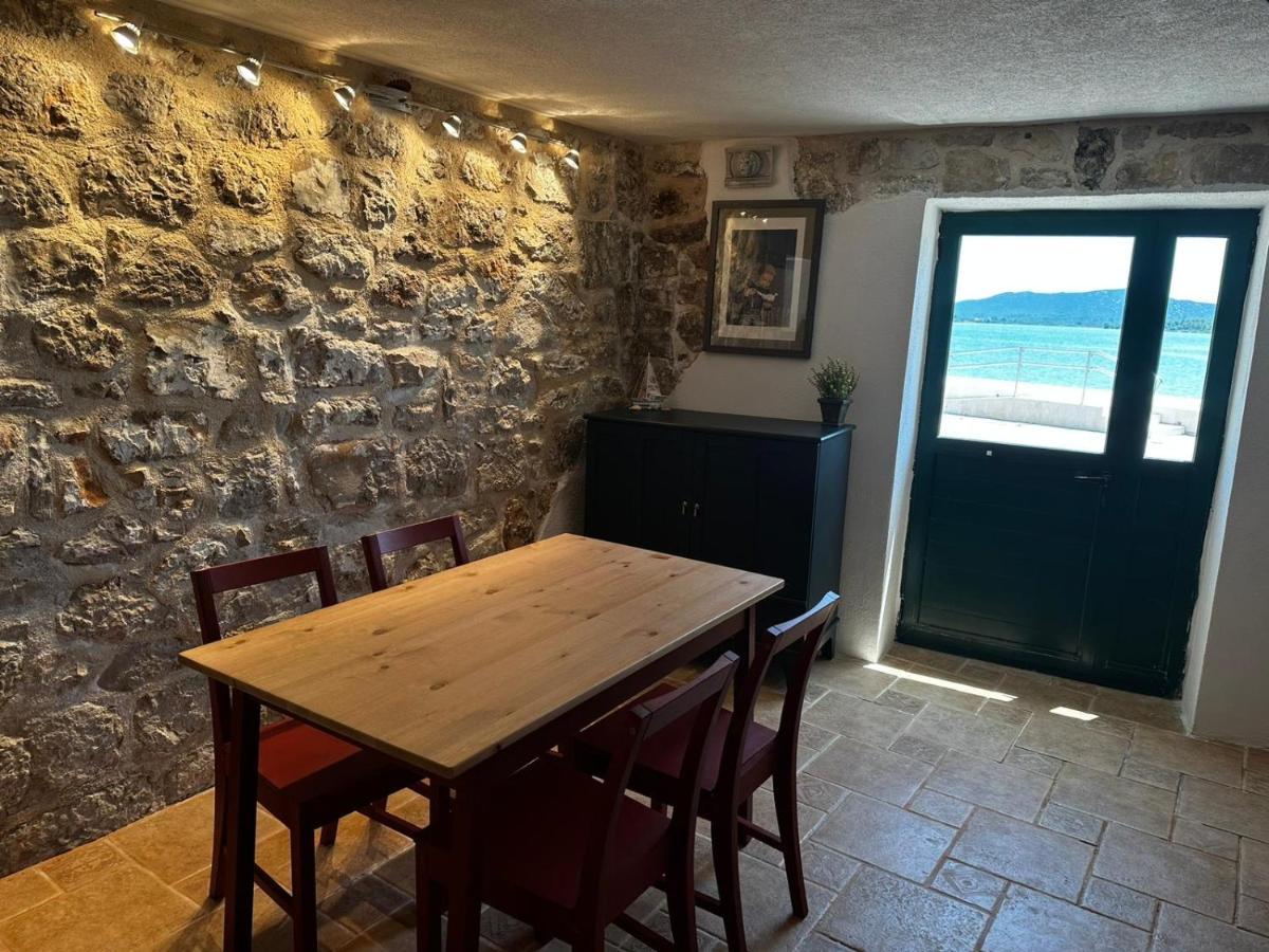 House Riva Daire Pirovac Dış mekan fotoğraf
